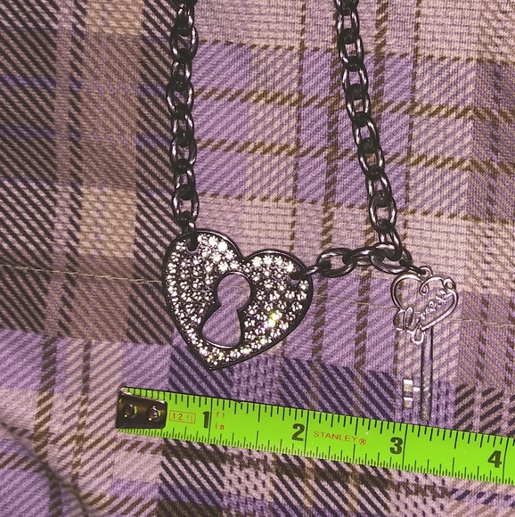 ❤Guess🖤Charm Necklace - Picture 5 of 11